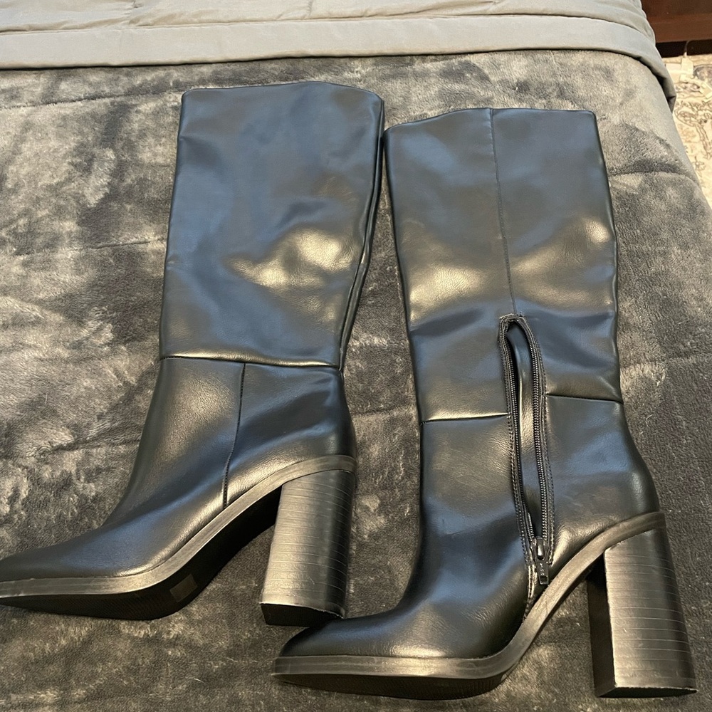 DV by Dolce Vita Black Mid-Calf Block Heel Boots
